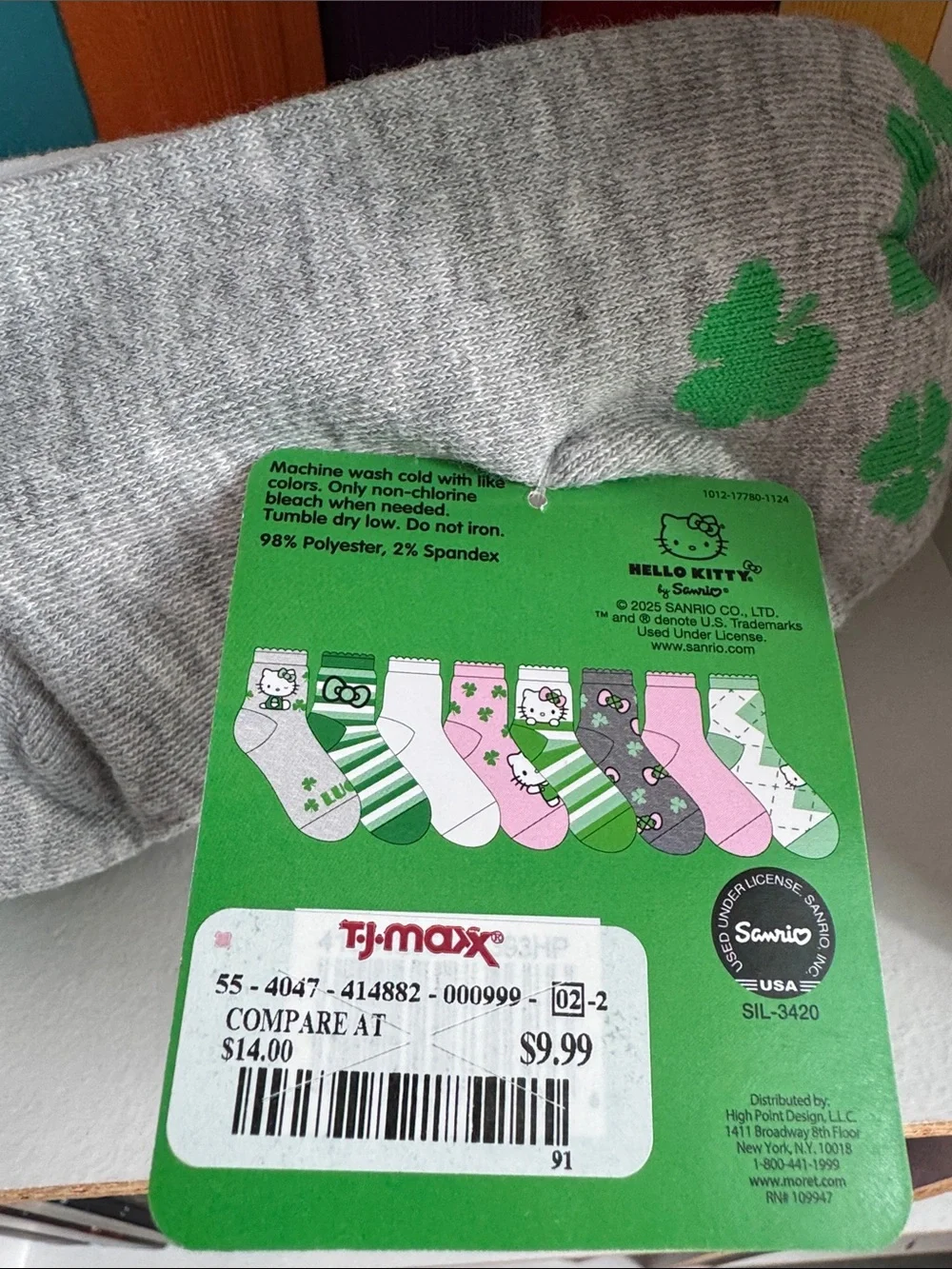 Hello Kitty Gray & Green Crew Socks - Novelty Clover Design
